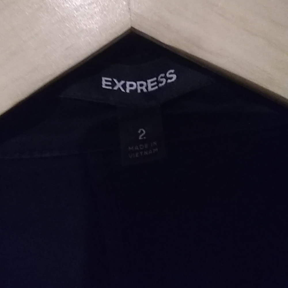 EXPRESS cropped black jacket - Picture 3 of 4